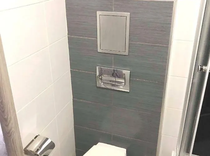 Ronus Pomorska 116 -bezplatny Parking Apartman